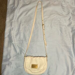 EUC Marc Jacob’s white leather crossbody purse